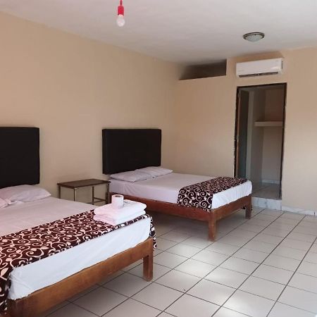 Río Verde Hotel Maria Teresa מראה חיצוני תמונה