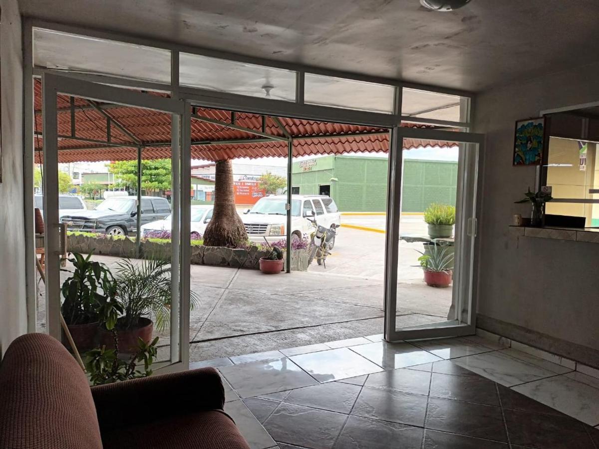 Río Verde Hotel Maria Teresa מראה חיצוני תמונה